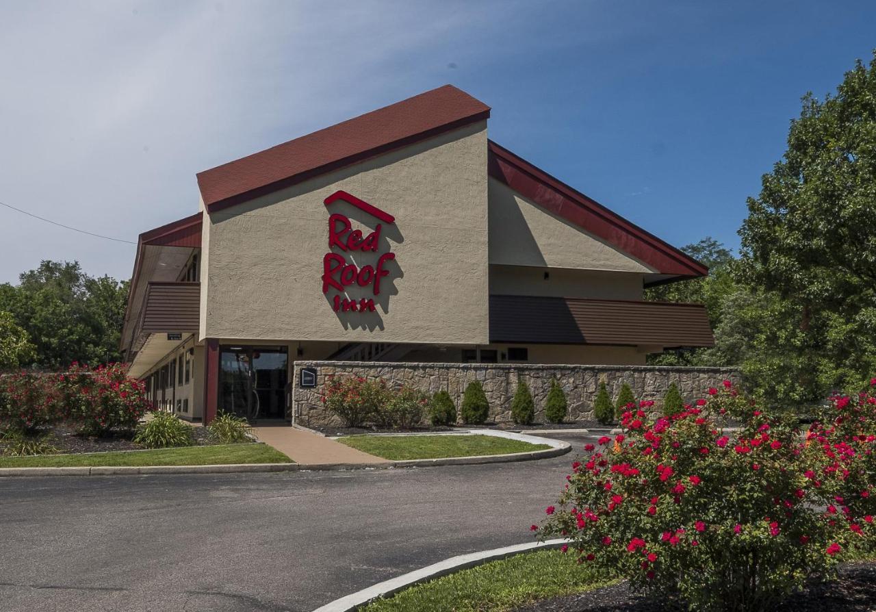 Red Roof Inn Cincinnati East - Beechmont Cherry Grove Bagian luar foto