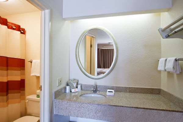 Red Roof Inn Cincinnati East - Beechmont Cherry Grove Ruang foto